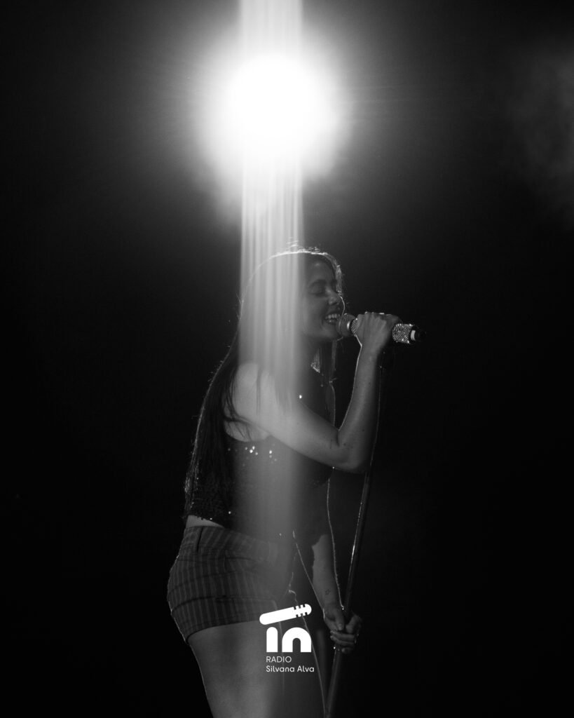 Chiara Oliver en directo en Les Nits de Barcelona
