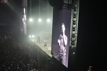 Trueno durante su concierto en Barcelona el 13 de octubre de 2026